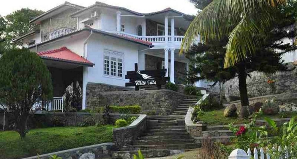 Oyo 386 White Villa Tourist Guest Kandy Exterior photo